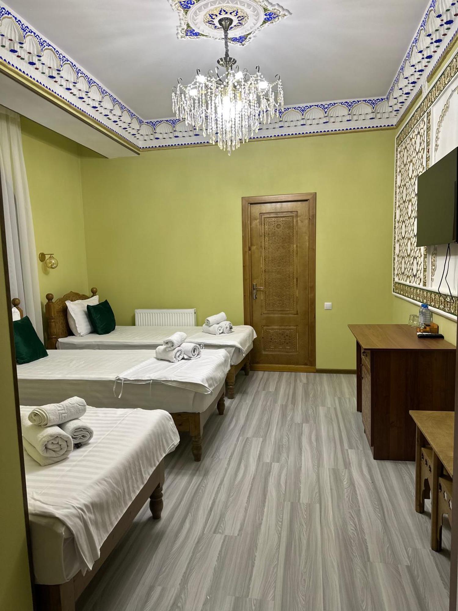 Hotel Zarhal Bukhara Bagian luar foto