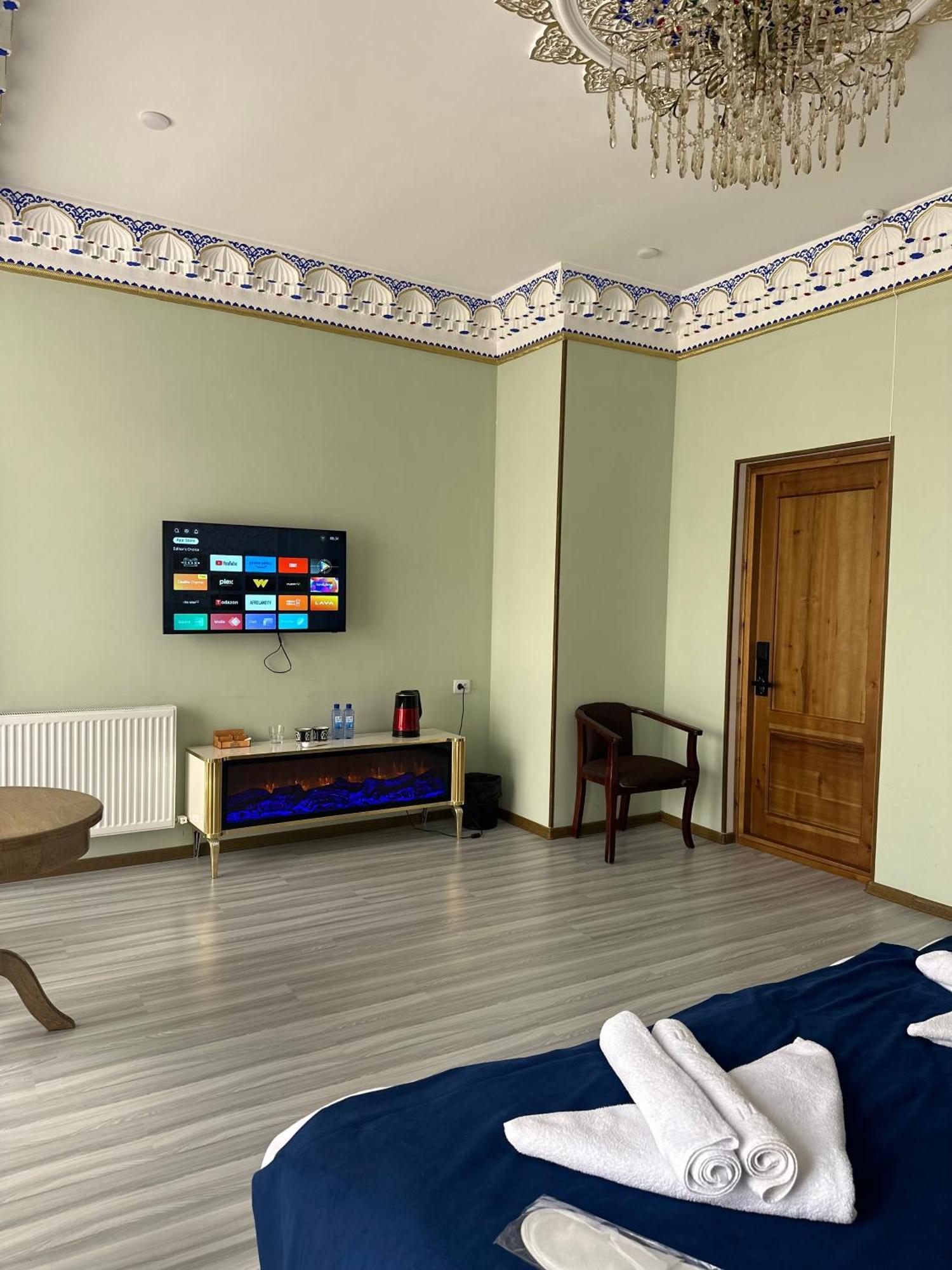 Hotel Zarhal Bukhara Bagian luar foto