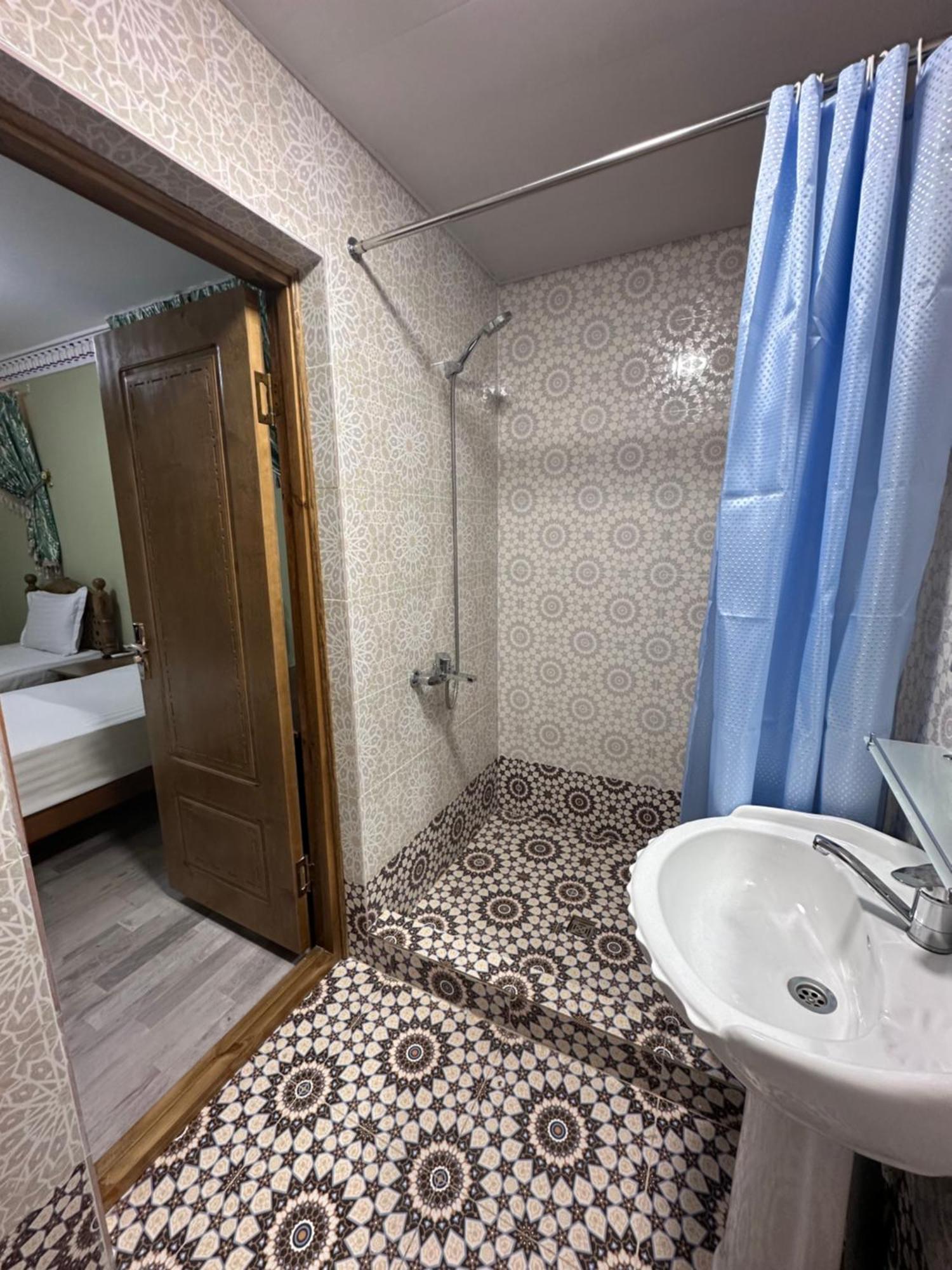 Hotel Zarhal Bukhara Bagian luar foto