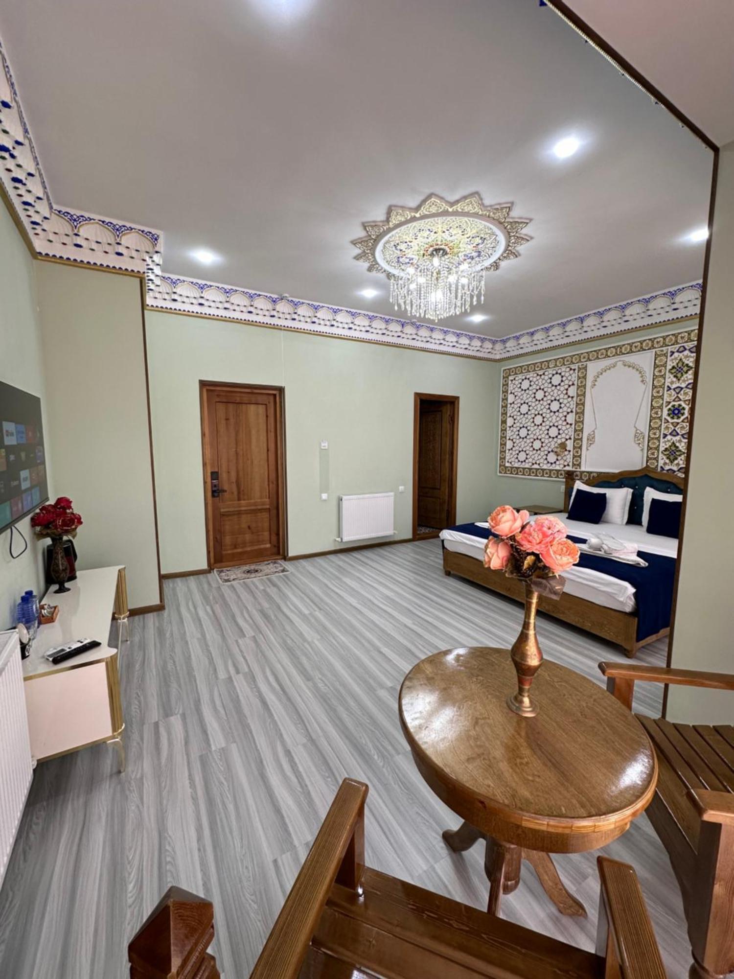 Hotel Zarhal Bukhara Bagian luar foto