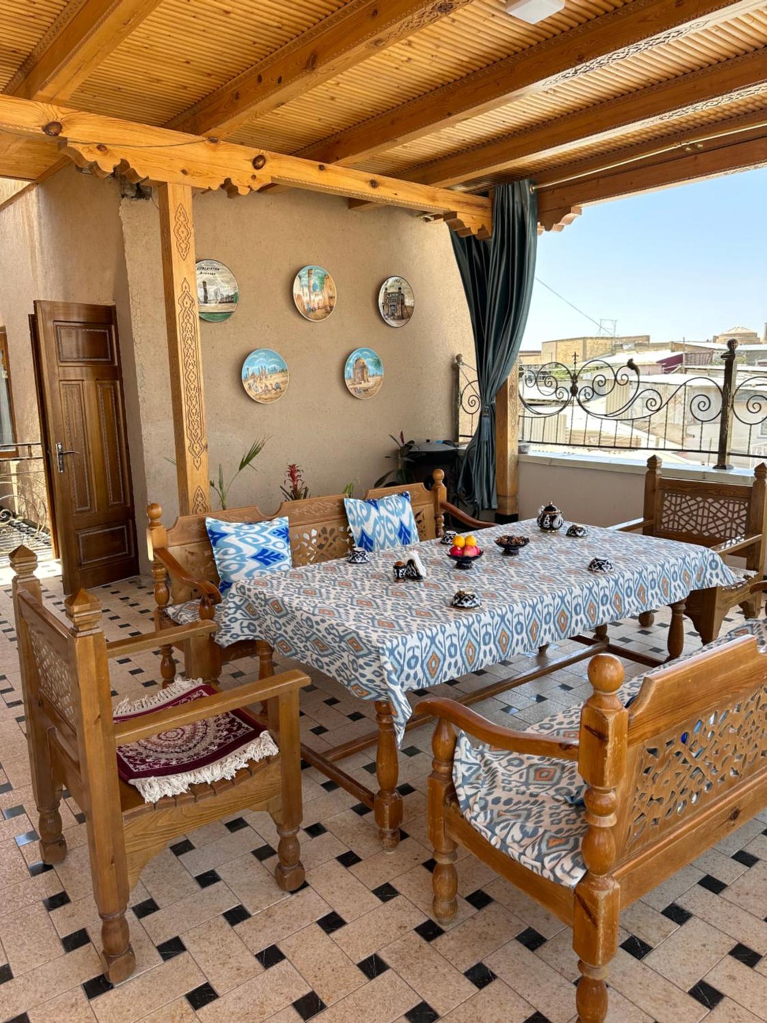 Hotel Zarhal Bukhara Bagian luar foto