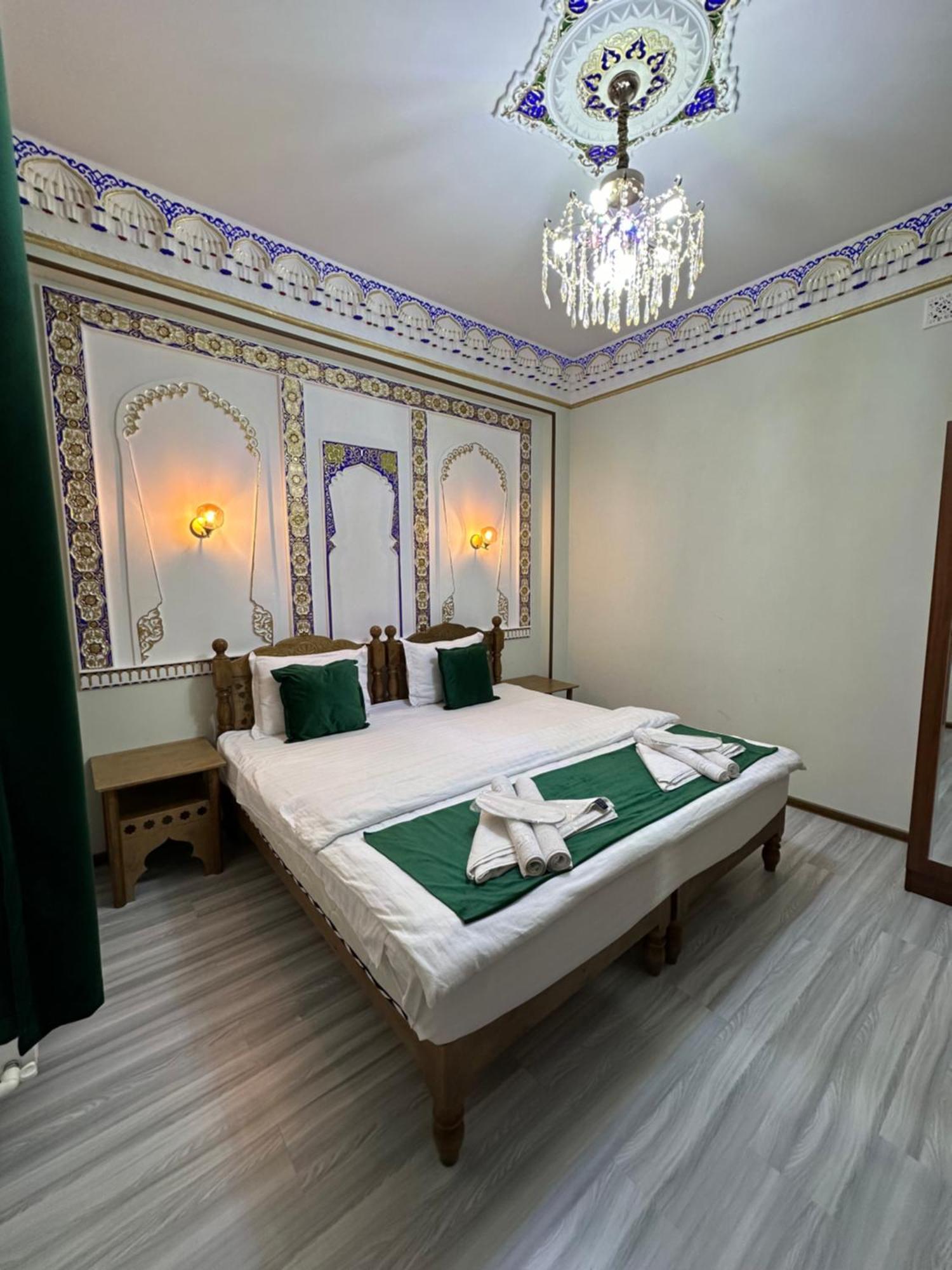 Hotel Zarhal Bukhara Bagian luar foto