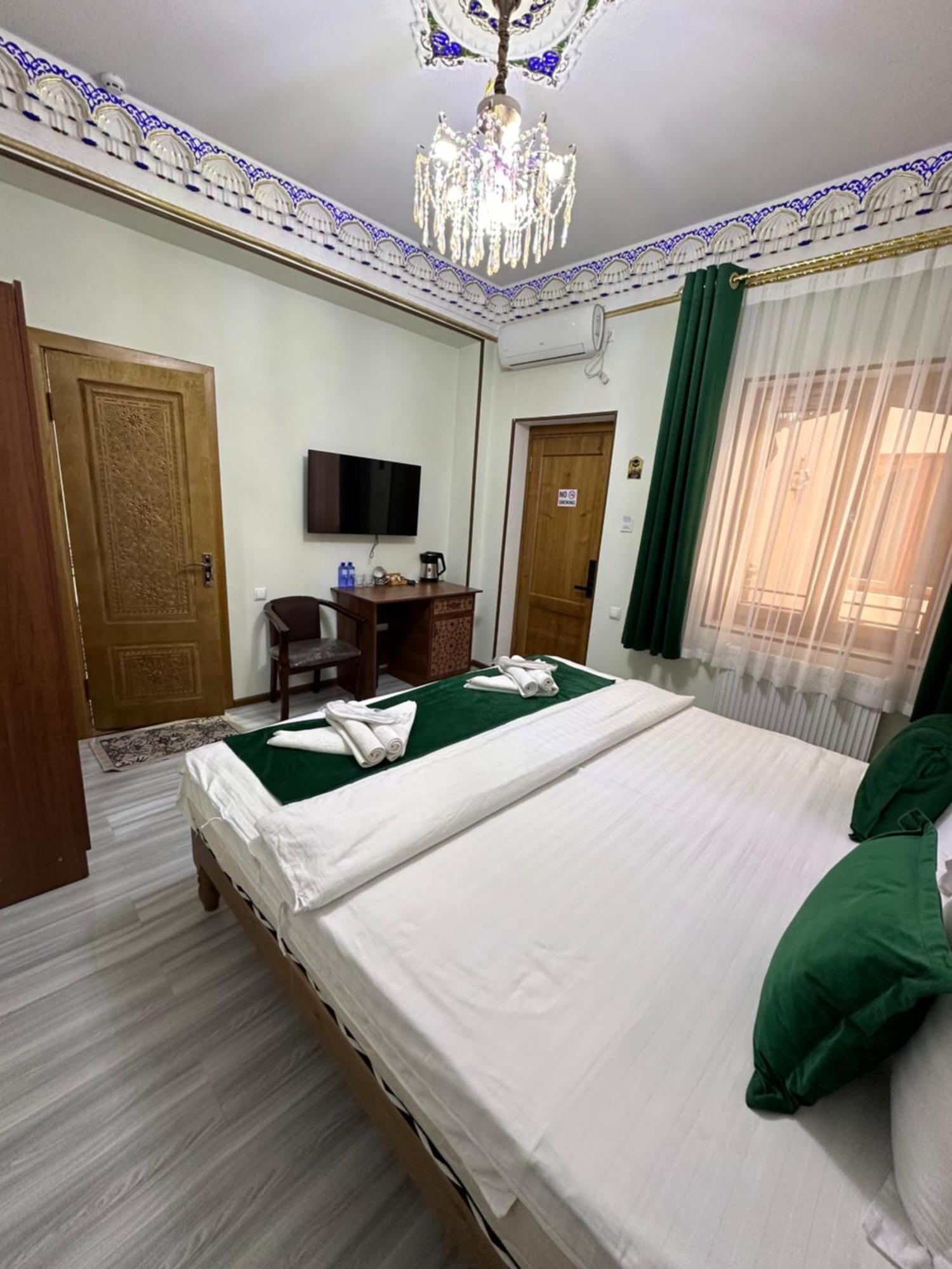 Hotel Zarhal Bukhara Bagian luar foto