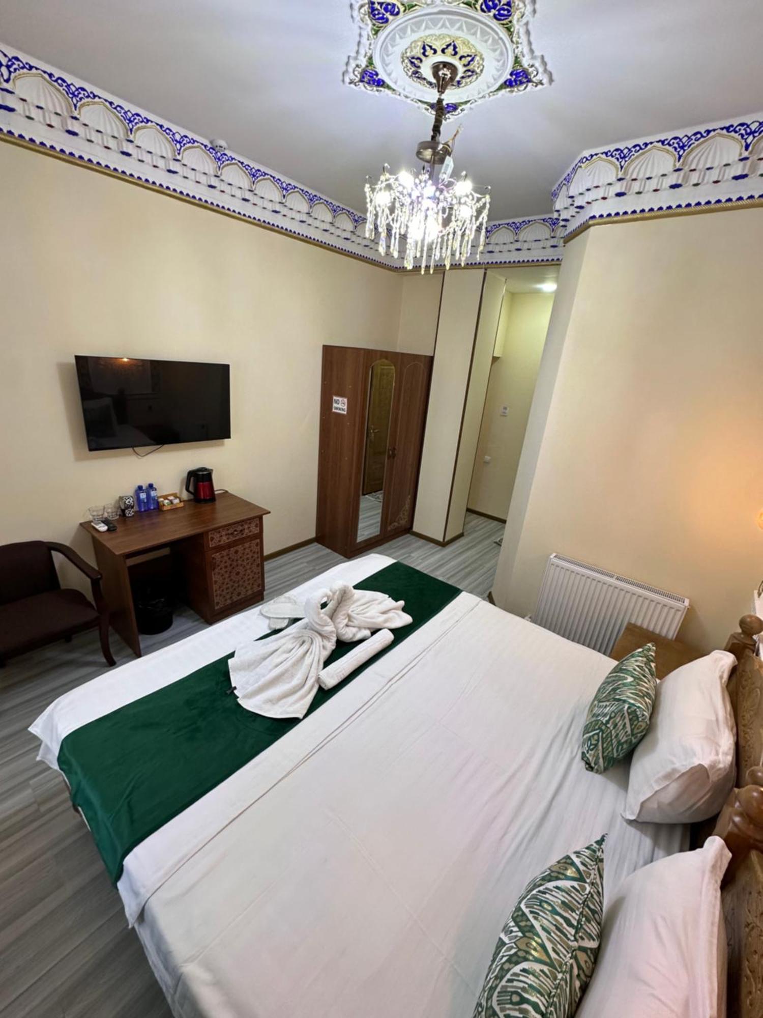 Hotel Zarhal Bukhara Bagian luar foto